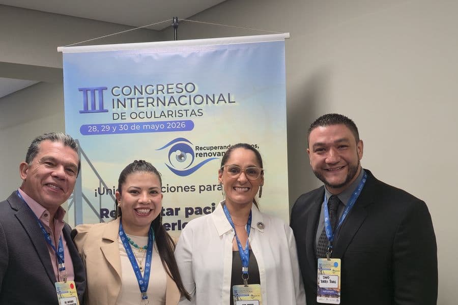 Participantes del III Congreso Internacional de Ocularistas
